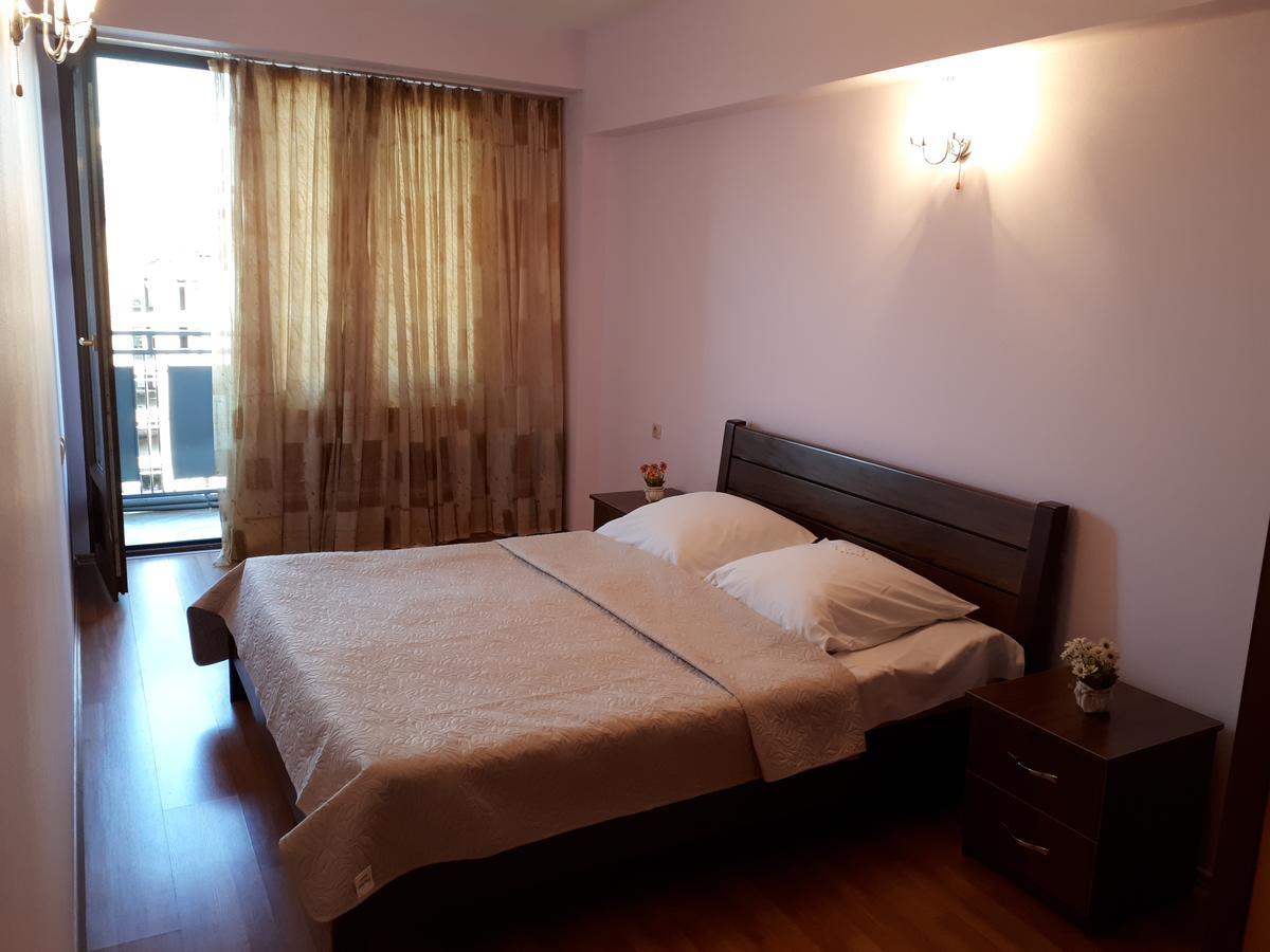 Apartment Archil Batum Dış mekan fotoğraf